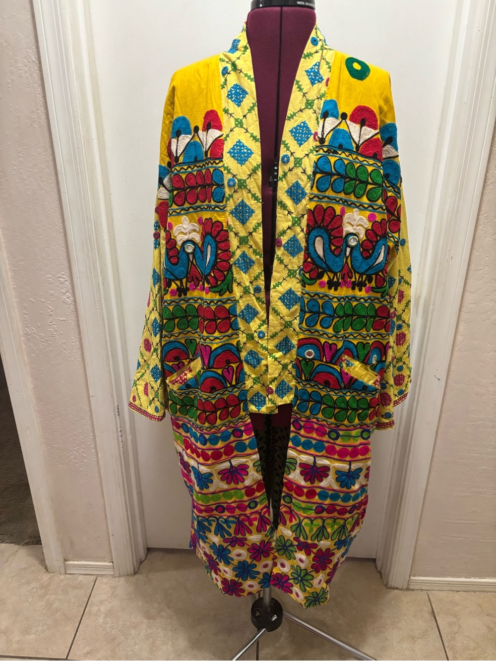 Uzbek vintage homemade Colorful Embroidered Yellow Long Women's Jacket, Size XL